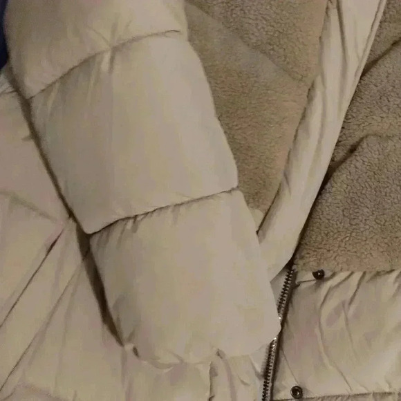 Bernie Bernardo midi coat with teddy bear scent beige US Sz Small - Picture 7 of 10